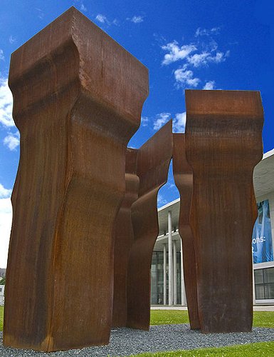 Eduardo Chillida