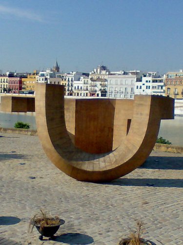 Eduardo Chillida sculpteur