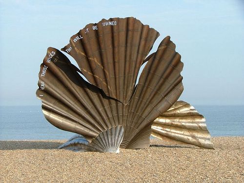 Maggi Hambling