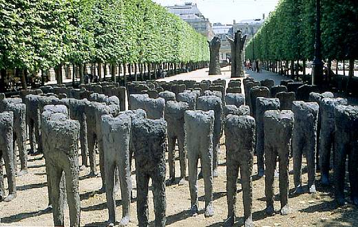 sculpture Magdalena Abakanowicz