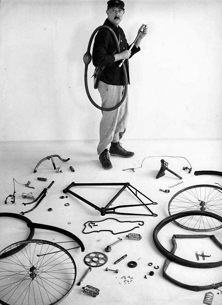 vlo Jacques Tati